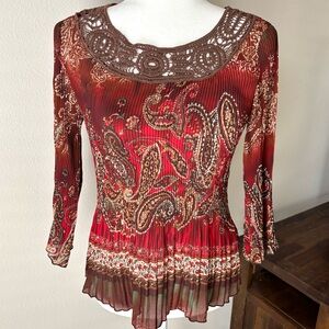 Larry Levine Paisley Pleated Top Red Brown Crochet Neck Blouse